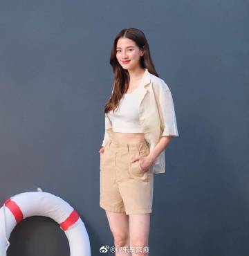 Baifern Pimchanok否认与Nine Napat恋情,坦言想结婚生子还曾私讯孔刘