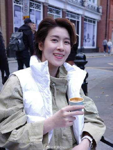 Cheer再撒糖！携绯闻女友浪漫游伦敦