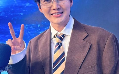 Golf Pichaya公开谈恋情 与设计师女友感情稳定