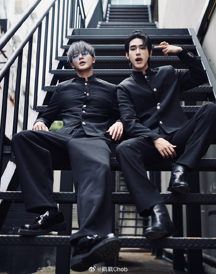 二次元破次元！Billy&Heng变身五条悟与夏油杰