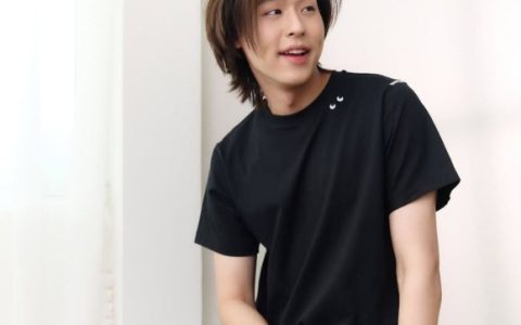 Billkin学业事业双丰收 硕士毕业伦敦UCL