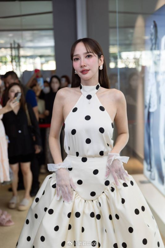 Aum Patchrapa自曝吃到睡着 被蚂蚁咬也不改吃货本色