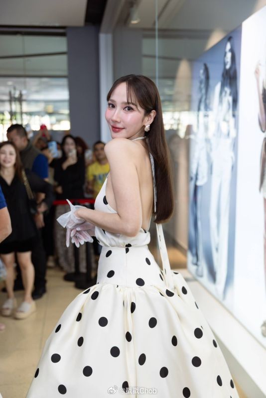 Aum Patchrapa自曝吃到睡着 被蚂蚁咬也不改吃货本色