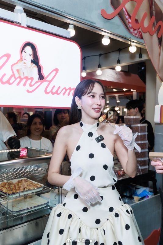 Aum Patchrapa自曝吃到睡着 被蚂蚁咬也不改吃货本色