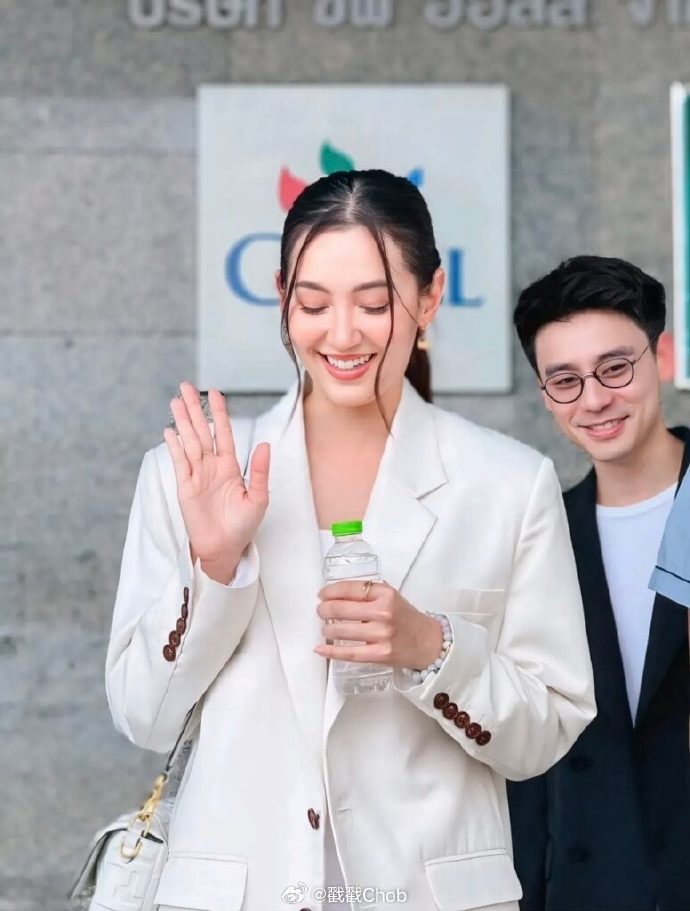 Bella Ranee期待《天生一对》BL版：想看谁演Karakade