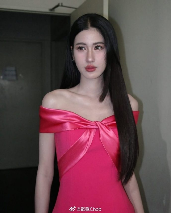 Pinkploy Paparwadee承认已有暧昧对象 是圈外人但暂不公开