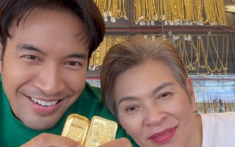 泰国洪灾加剧！Great Warintorn母亲金店也被淹