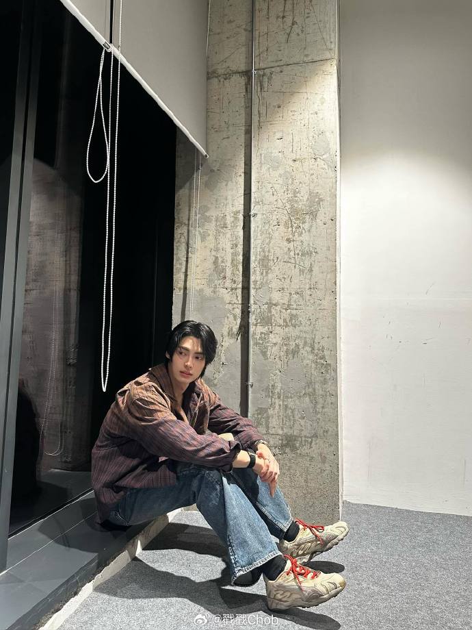 Win Metawin自爆曾深陷角色情绪 拍摄后泪流不止