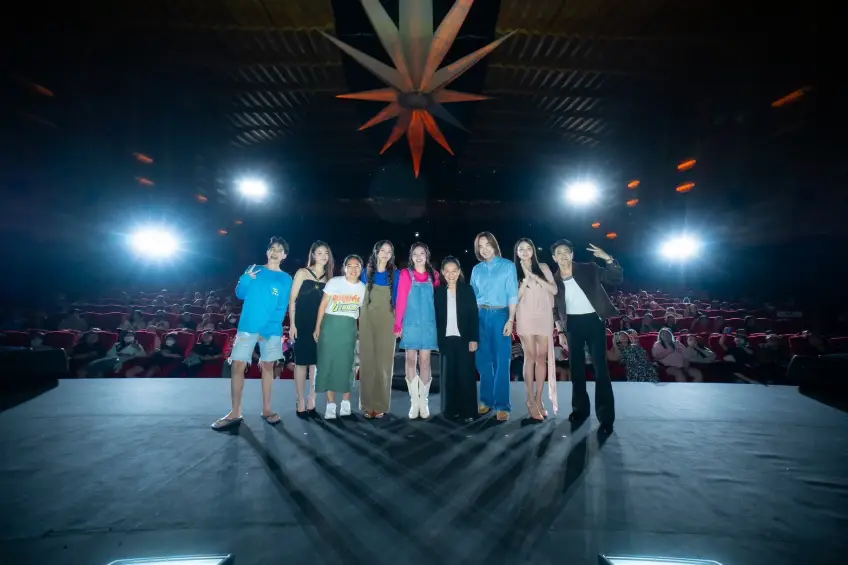 泰剧《乡村恋人》举行首映礼 Lookmhee×Sonya三搭回归