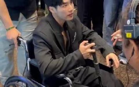 War Wanarat术后现身 谈首次手术经历