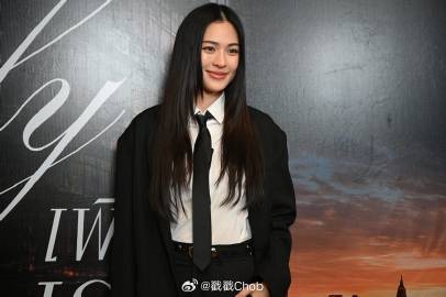 Lingling Kwong和Orm Kornnaphat成现象级CP 作品冲向世界舞台