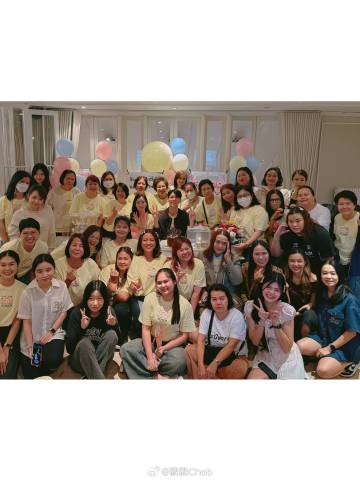 粉丝为Gxxod Itthipat与Richy Oranate办联合庆生会 现场爱意满满