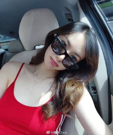 Cherreen Nachjaree疑似内涵Marie Broenner-Boss恋情 网友：懂的都懂