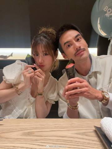 Boy Pakorn与Faye Pornpawee撒糖不断 甜蜜庆生超浪漫