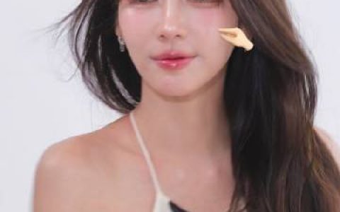 开市集被网友酸 Aum Patchrapa一句话呛到爆