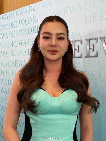 Due Arisara泪洒现场 首度开口谈婚姻、债务与未来