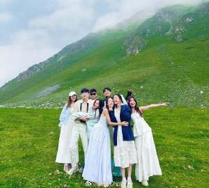 Nonkul Chanon见证姐姐浪漫求婚 曝差点错过旅程