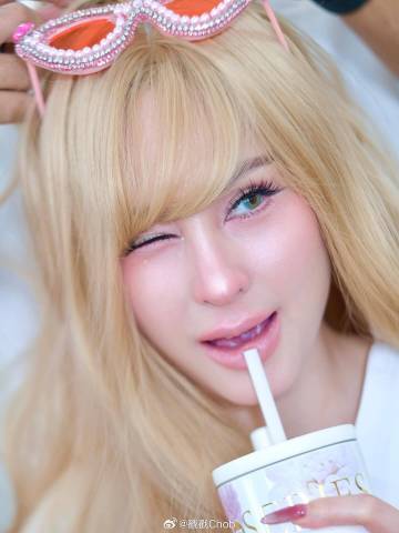 “泰国芭比”本色回归！Kwan Usamanee坐实称号