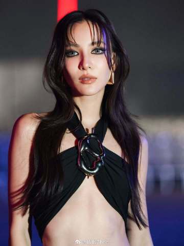 Green Atsadaporn承认“有暧昧对象”！多年单身后再度心动