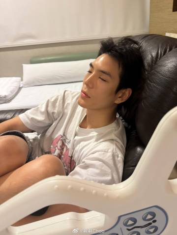 Jaylerr守护女友 Thanaerng Kanyawee调侃他“比病更让人头疼”