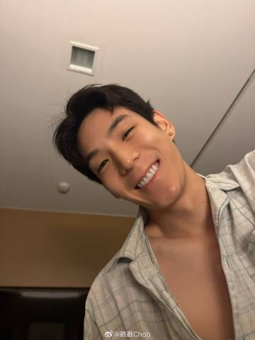 Jaylerr守护女友 Thanaerng Kanyawee调侃他“比病更让人头疼”