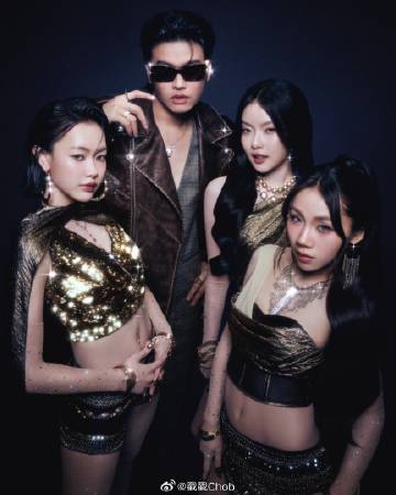 NONT TANONT 联手 PiXXiE 释放跨宇宙新单曲《BADLY》