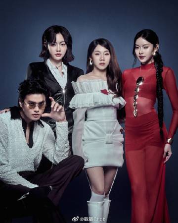 NONT TANONT 联手 PiXXiE 释放跨宇宙新单曲《BADLY》