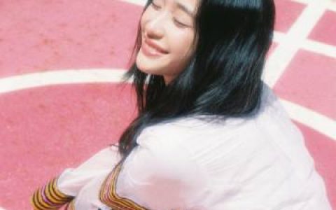 Tu Tontawan毕业照连发 邀粉丝线下共庆