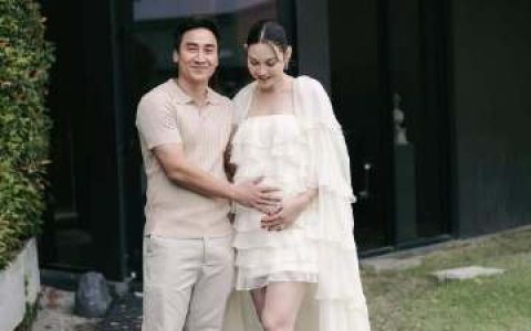 从订婚到为人父母 Matt Peranee与丈夫撒糖不断