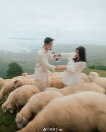 James Jirayu发文证实喜讯！宣布妻子怀孕