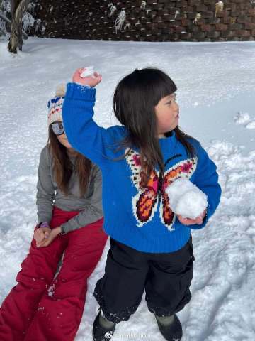 老公越老越帅 Chompoo Araya甜曝Nott魅力胜当年