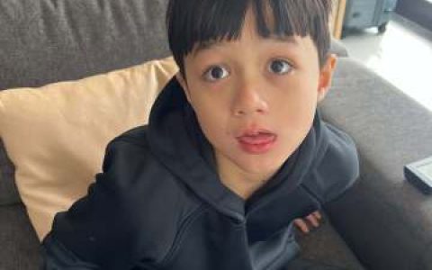 老公越老越帅 Chompoo Araya甜曝Nott魅力胜当年