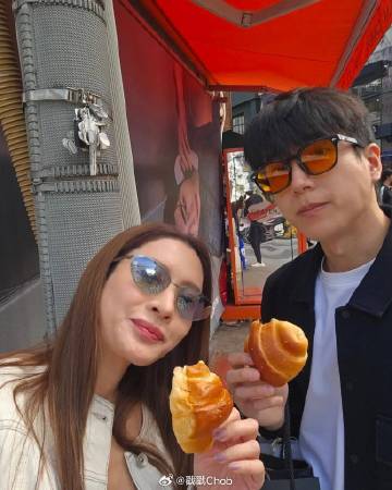 Aff Taksaorn现场见证求婚 笑称“我们这代难被惊喜”