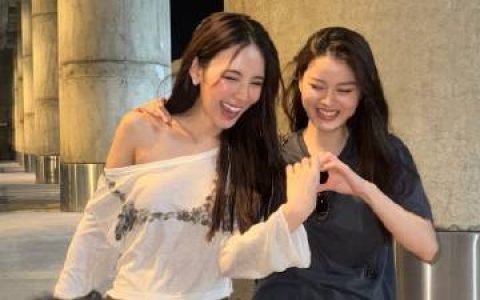 Yada Narilya发布甜蜜牵手照 女女CP网友磕到了