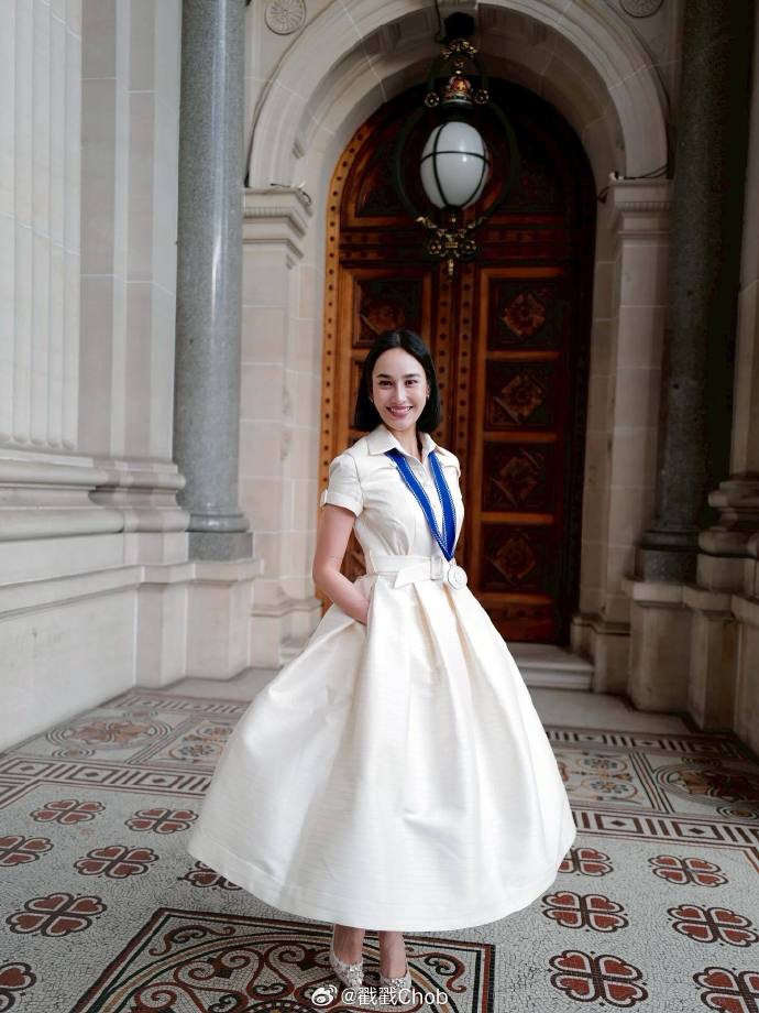 Now Tisanart远赴澳洲2年学烘焙 如今荣耀毕业