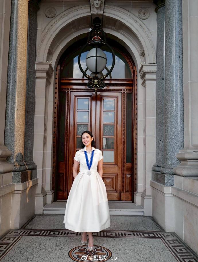 Now Tisanart远赴澳洲2年学烘焙 如今荣耀毕业