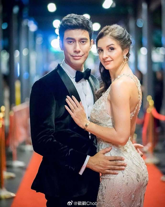 S Kantapong爱妻正面回应婚姻状态 证实已结束