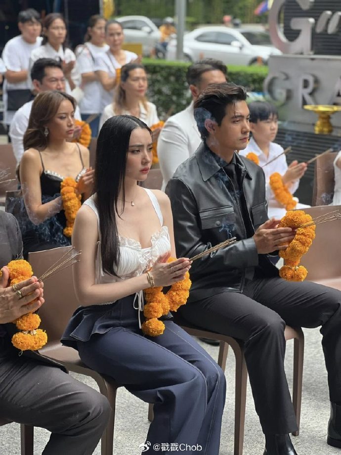 黄金荧幕CP再续前缘！Kem与Mookda合作跨国奇幻剧