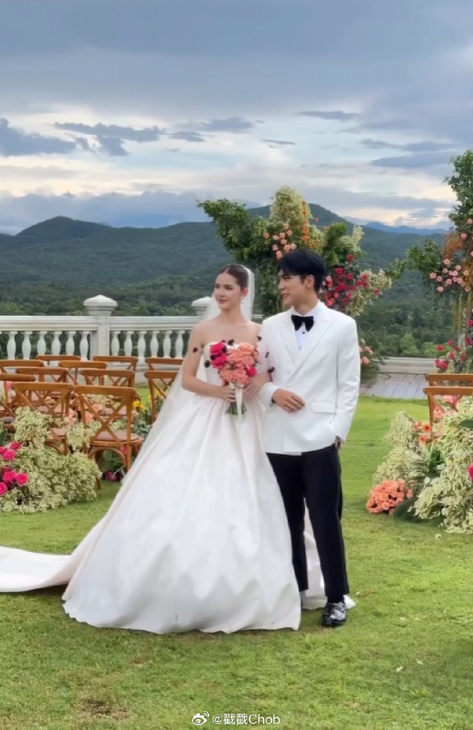 粉丝松一口气！Garn Nuttacha确认“还没嫁”