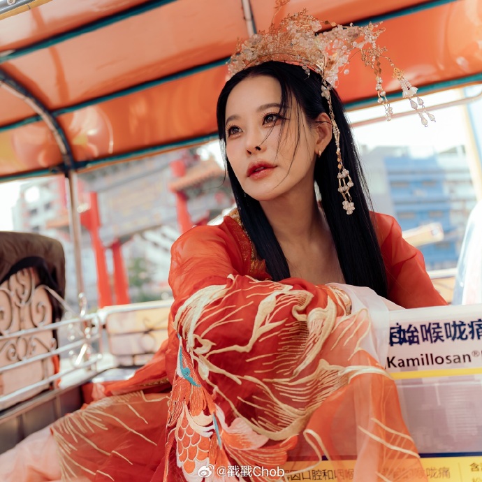 从反派女王到古典美人 反派女王展现无限可能