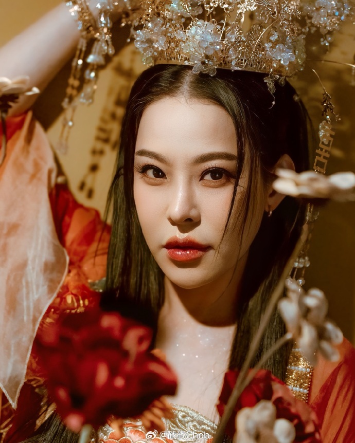 从反派女王到古典美人 反派女王展现无限可能