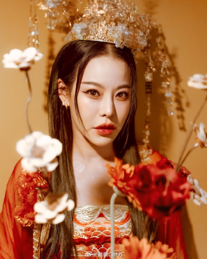 从反派女王到古典美人 反派女王展现无限可能