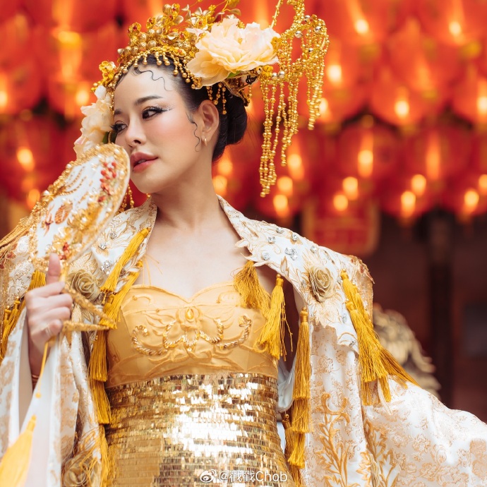 从反派女王到古典美人 反派女王展现无限可能