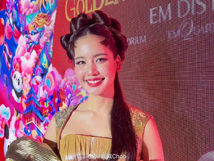 拍戏遇灵异？Bow紧急做功德化解危机