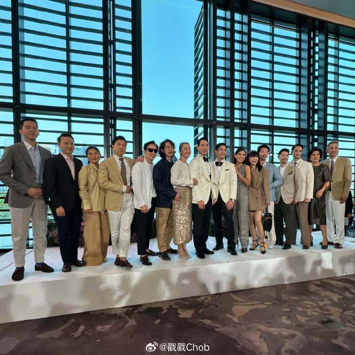 11年爱情长跑终成正果 Woody与男友正式登记结婚