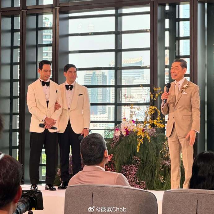 11年爱情长跑终成正果 Woody与男友正式登记结婚