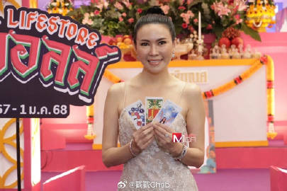 塔罗牌揭示Tangmo Nida灵魂现状：仍在水中但感知外界支持