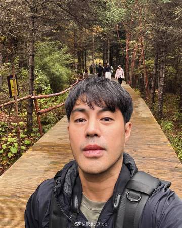 Top Jaron坦言100%单身 调侃真爱难寻