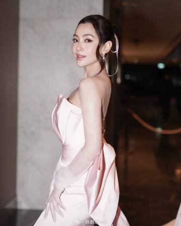 权威民意调查中心公布 最受欢迎艺人排名