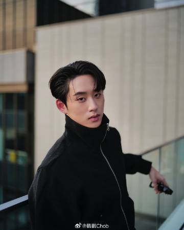 Est Supha的单身哲学：拒绝将就，静待真爱